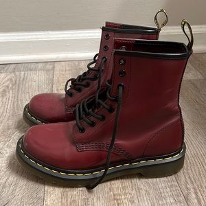 Red doc martens 1460